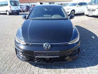 Gebraucht VW Golf VIII R-line 150 PS (110 kW) 2025 Schwarz Limousine