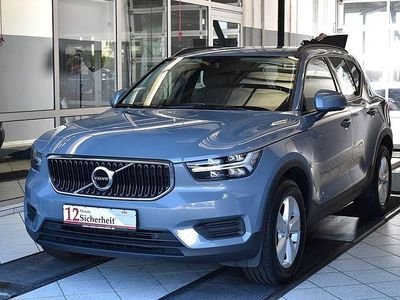 Gebraucht Volvo XC40 Momentum 150 PS (110 kW) 2021 Thunder grey / metallic SUV
