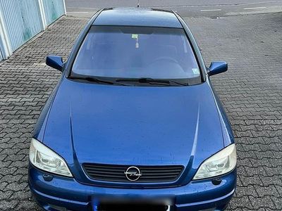 Gebraucht Opel Astra 84 PS (61 kW) 2002 Blau Limousine