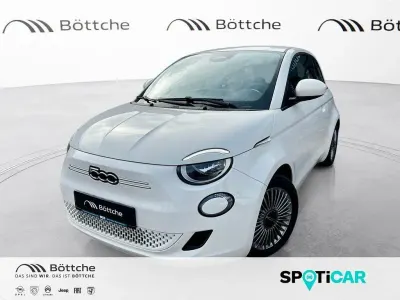 Gebraucht Fiat 500e 86 kW (118 PS) 2023 Arktis weiß Kleinwagen