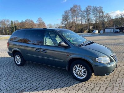 Gebraucht Chrysler Grand Voyager 150 PS (110 kW) 2007 Grün Van / Kleinbus