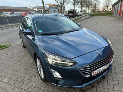 gebraucht Ford Focus Turnier Titanium/1 Jahr Garantie/1. Hand/ NAVI/...