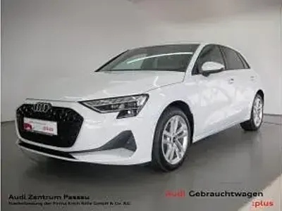 Gebraucht Audi A3 Advanced 150 PS (110 kW) 2025 Gletscherweiss metallic Limousine
