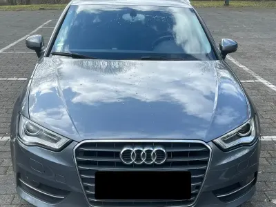 Gebraucht Audi A3 110 PS (80 kW) 2015 Grau Limousine