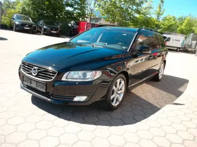 Gebraucht Volvo V70 Linje Svart 150 PS (110 kW) 2015 Schwarz Kombi