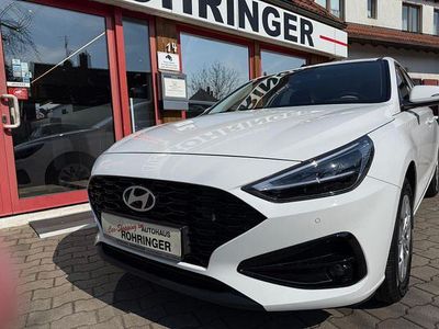 Gebraucht Hyundai i30 Comfort 95 PS (69 kW) 2025 Atlas weiß Kombi