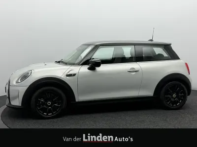 Gebraucht Mini Cooper S Business 135 kW (184 PS) 2021 Weiß Kleinwagen