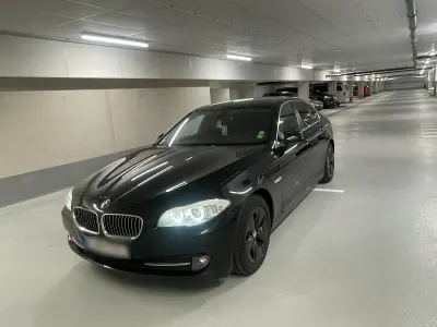 Gebraucht BMW 523 204 PS (150 kW) 2010 Schwarz Limousine