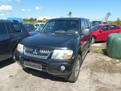 Gebraucht Mitsubishi Pajero 160 PS (117 kW) 2004 Schwarz SUV