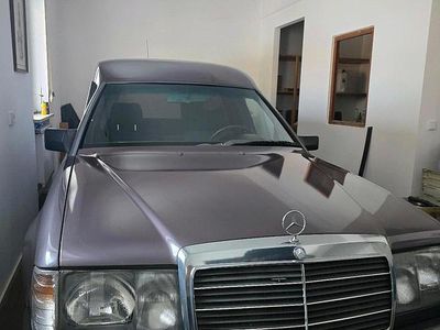 Andere farben Gebraucht 1987 Mercedes E230 | 9.250 €