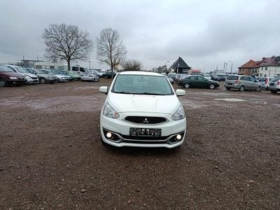 Gebraucht Mitsubishi Space Star Basis 71 PS (52 kW) 2020 Weiß Kleinwagen