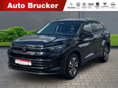 Neu VW Tiguan Life 150 PS (110 kW) 2026 Schwarz SUV