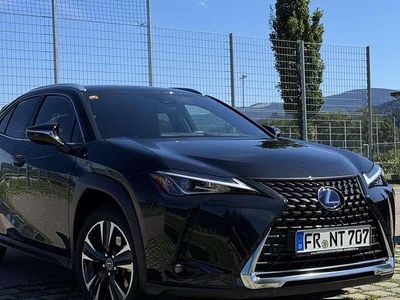 Lexus UX 250h