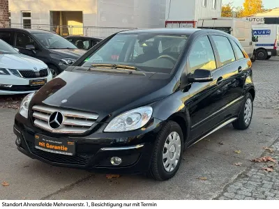 Gebraucht Mercedes B160 95 PS (69 kW) 2010 Schwarz Kleinwagen