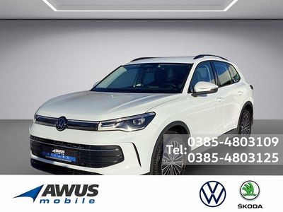 Gebraucht VW Tiguan Life 150 PS (110 kW) 2024 Weiss / pure white SUV