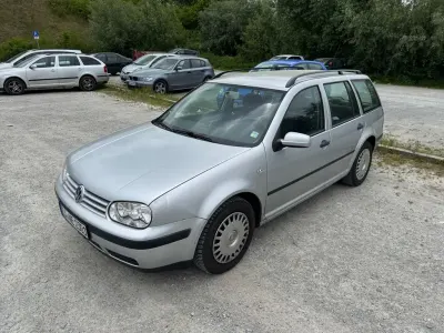 Gebraucht VW Golf IV Edition 105 PS (77 kW) 2001 Grau Kombi