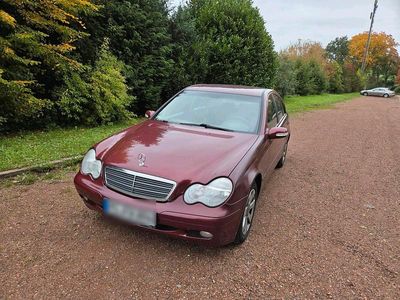Mercedes C180