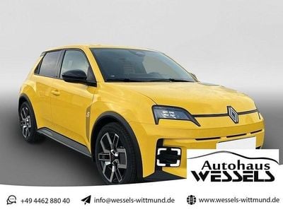 Usata Renault 5 E-Tech Urban 89 kW (122 CV) 2026 Giallo Berlina