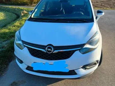 Gebraucht Opel Zafira Tourer 140 PS (102 kW) 2018 Weiß Van / Kleinbus