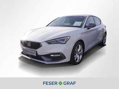 Glacial weiß metallic Gebraucht 2025 Seat Leon FR-Line Limousine | 26.480 € (Fairer Preis)