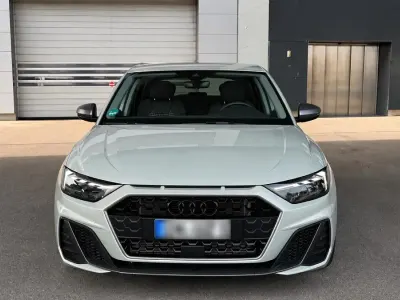Occasion Audi A1 S-Line 207 ch (152 kW) 2025 Gris SUV