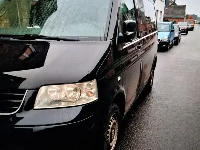 Gebraucht VW Multivan 131 PS (96 kW) 2007 Schwarz Van / Kleinbus
