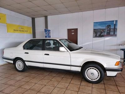 Gebraucht BMW 730 188 PS (138 kW) 1988 Weiß Limousine
