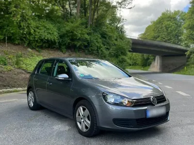 Gebraucht VW Golf VI 122 PS (89 kW) 2009 Grau Kleinwagen