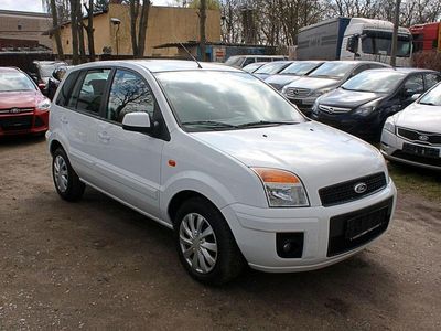 Gebraucht Ford Fusion Style 80 PS (58 kW) 2011 Weiß Kleinwagen