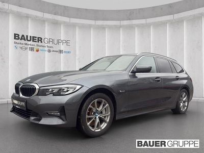 Gebraucht BMW 330e Sport Line 252 PS (185 kW) 2022 Grau Kombi