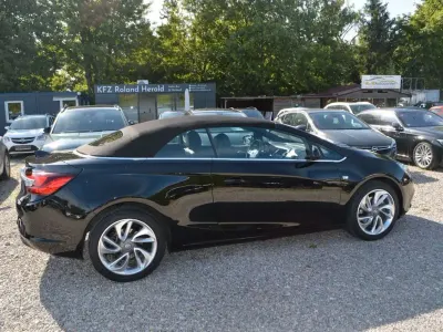 Gebraucht Opel Cascada Innovation 140 PS (102 kW) 2018 Schwarz Cabrio