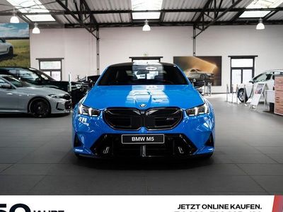 Neu BMW M5 727 PS (534 kW) 2025 Blau Limousine