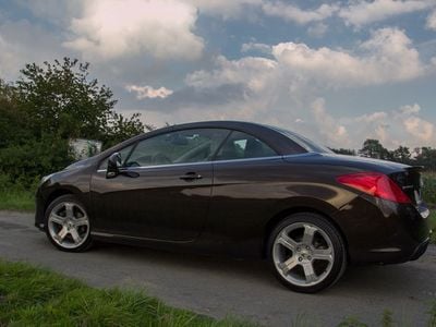 Gebraucht Peugeot 308 CC 156 PS (114 kW) 2010 Braun metallic Cabrio