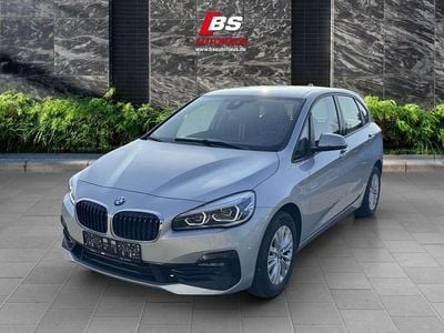 Gebraucht BMW 218 Sport Line 150 PS (110 kW) 2020 Glaciersilber metallic Van / Kleinbus