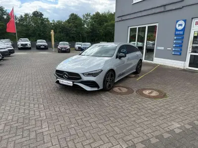 Gebraucht Mercedes CLA200 AMG line 163 PS (119 kW) 2025 Alpingrauunilack Kombi