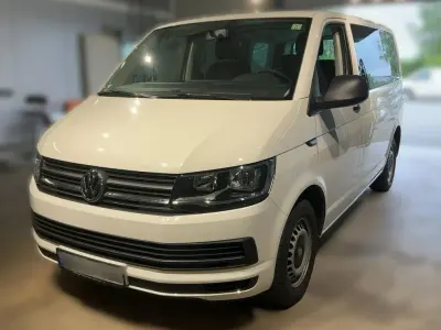 Gebraucht VW Multivan Trendline 150 PS (110 kW) 2016 Weiß Van / Kleinbus