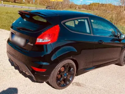 Gebraucht Ford Fiesta S 135 PS (99 kW) 2012 Schwarz Limousine