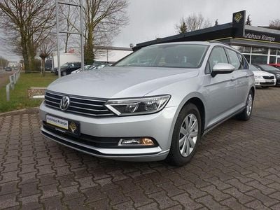 Gebraucht VW Passat Trendline 120 PS (88 kW) 2016 Reflexsilber (metallic) Kombi