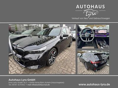 Gebraucht BMW 540 M Sport 303 PS (222 kW) 2025 Schwarz Kombi