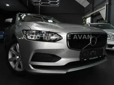 Usata Volvo V90 Inscription 190 CV (139 kW) 2016 Argento Station wagon