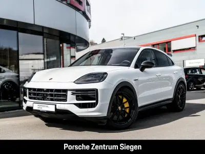 Gebraucht Porsche Cayenne Turbo E-Hybrid Coupe 740 PS (544 kW) 2024 Weiß SUV