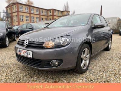 Gebraucht VW Golf VI Team 105 PS (77 kW) 2010 Grau Kleinwagen