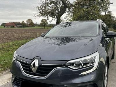 Gebraucht Renault Mégane GrandTour LIMITED 140 PS (102 kW) 2019 Kombi