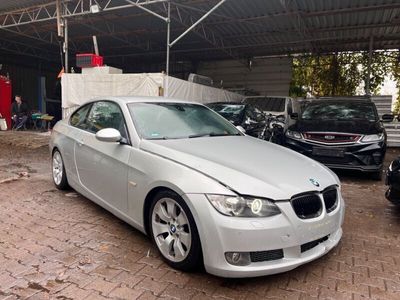 gebraucht BMW 320 320 Baureihe 3 Coupe d NAVI LEDER SITZHZG