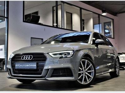Gebraucht Audi A3 Sport 116 PS (85 kW) 2019 Grau Limousine