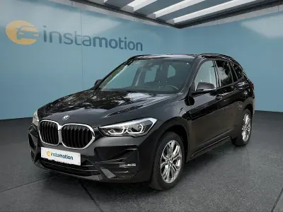 Gebraucht BMW X1 Sport Line 190 PS (139 kW) 2022 Schwarz SUV