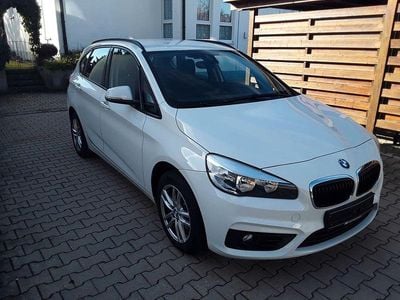 Gebraucht BMW 216 Active Tourer Advantage 116 PS (85 kW) 2017 Weiß Van / Kleinbus