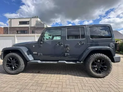 Gebraucht Jeep Wrangler Unlimited 284 PS (208 kW) 2018 Grau SUV