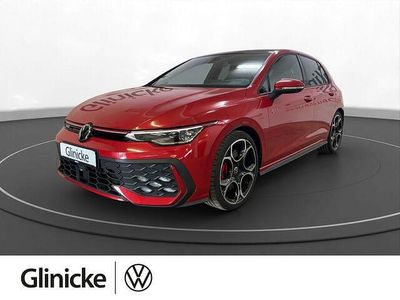 Rot Gebraucht 2024 VW Golf VIII GTI Limousine | 43.900 € (Teuer)