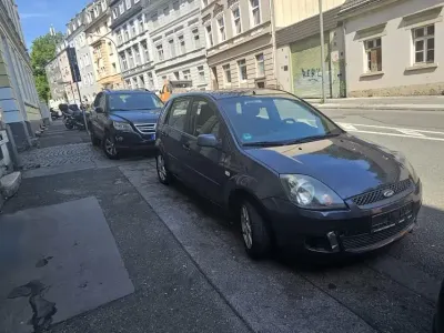 Gebraucht Ford Fiesta 2007 Grau Kleinwagen